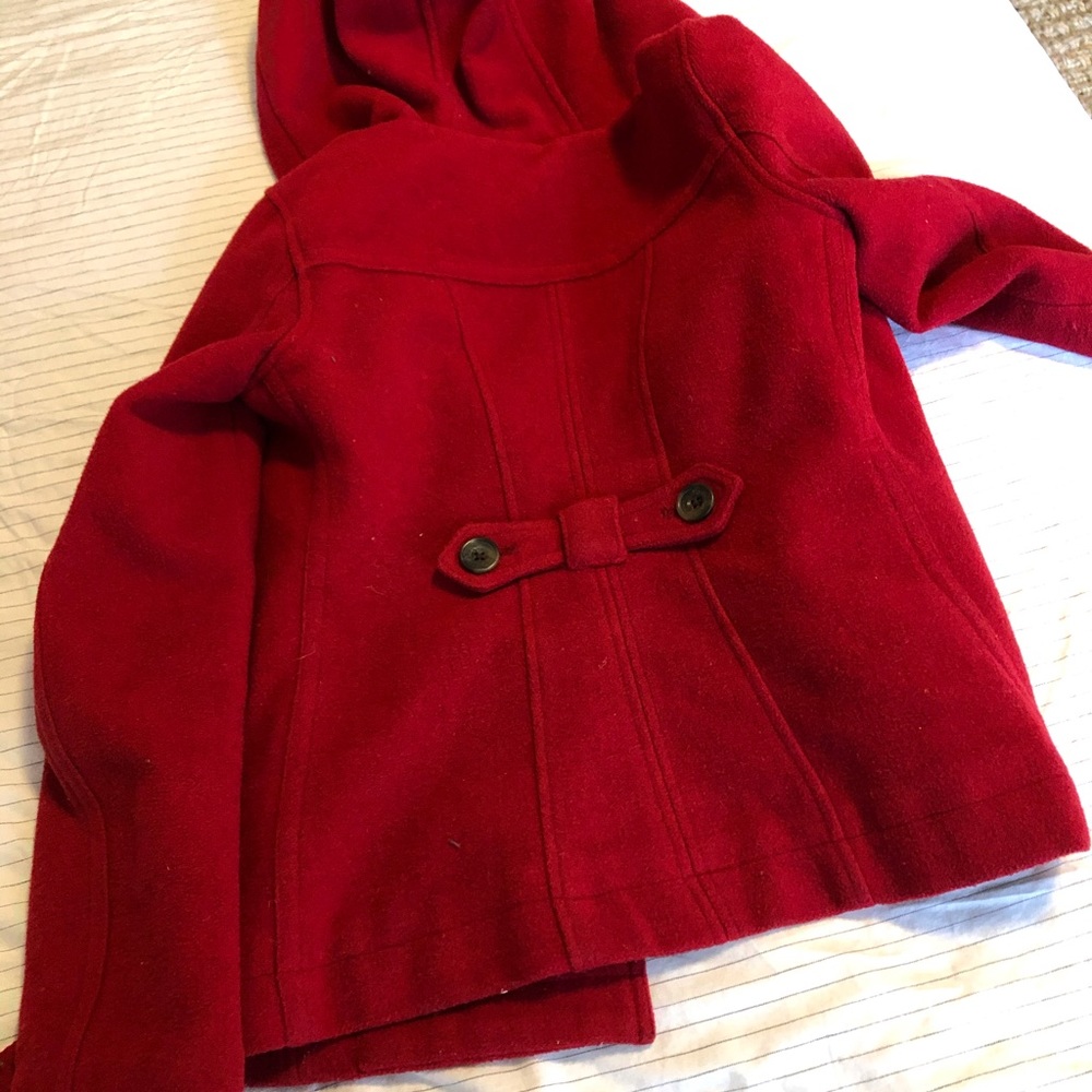 Red coat - Picture 2 of 3
